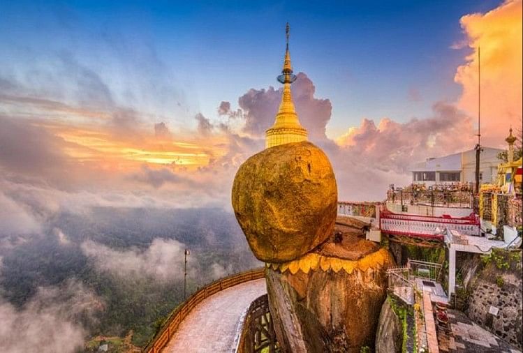 Buddhist Pilgrimage In Myanmar Kyaiktiyo Pagoda Also Known As ...