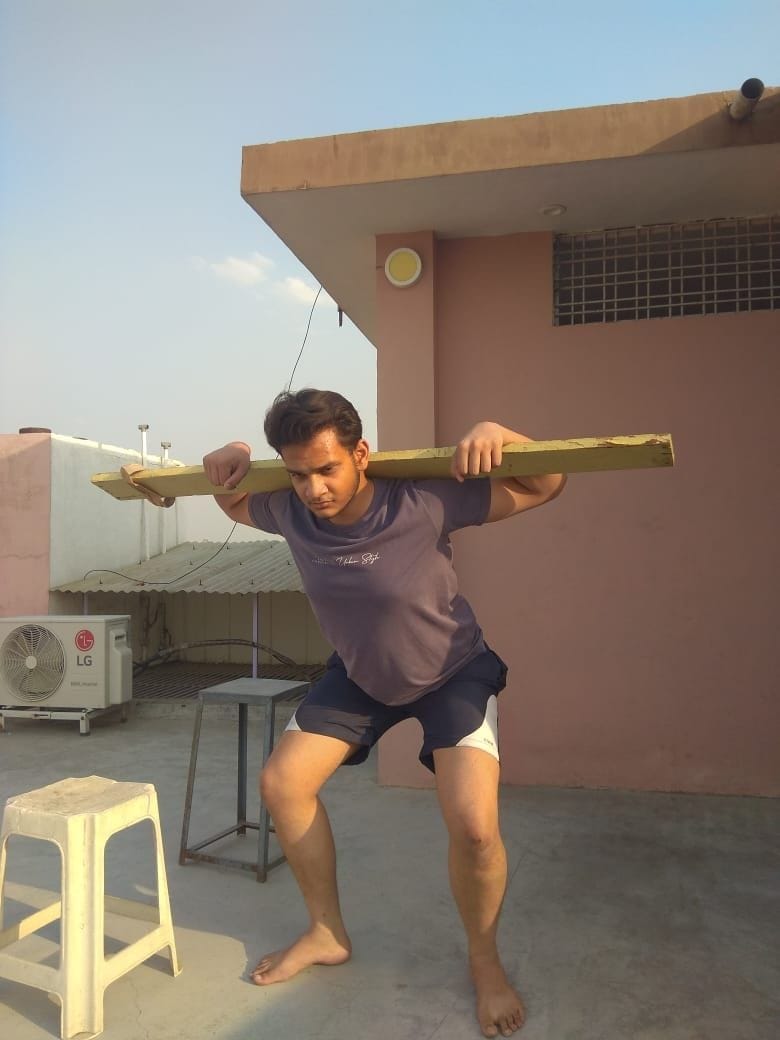 जयेश श्रीवास्तव जयेश श्रीवास्तव