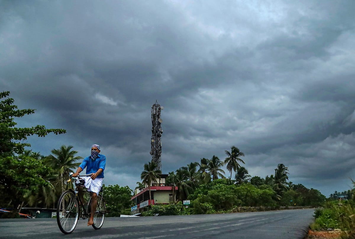 Amphan Cyclone In Odisha Latest News Update Today: Cyclone Becomes ...