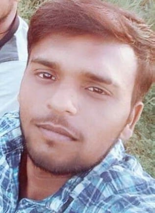 मृतक विजय यादव। फाइल फोटो। मृतक विजय यादव। फाइल फोटो।
