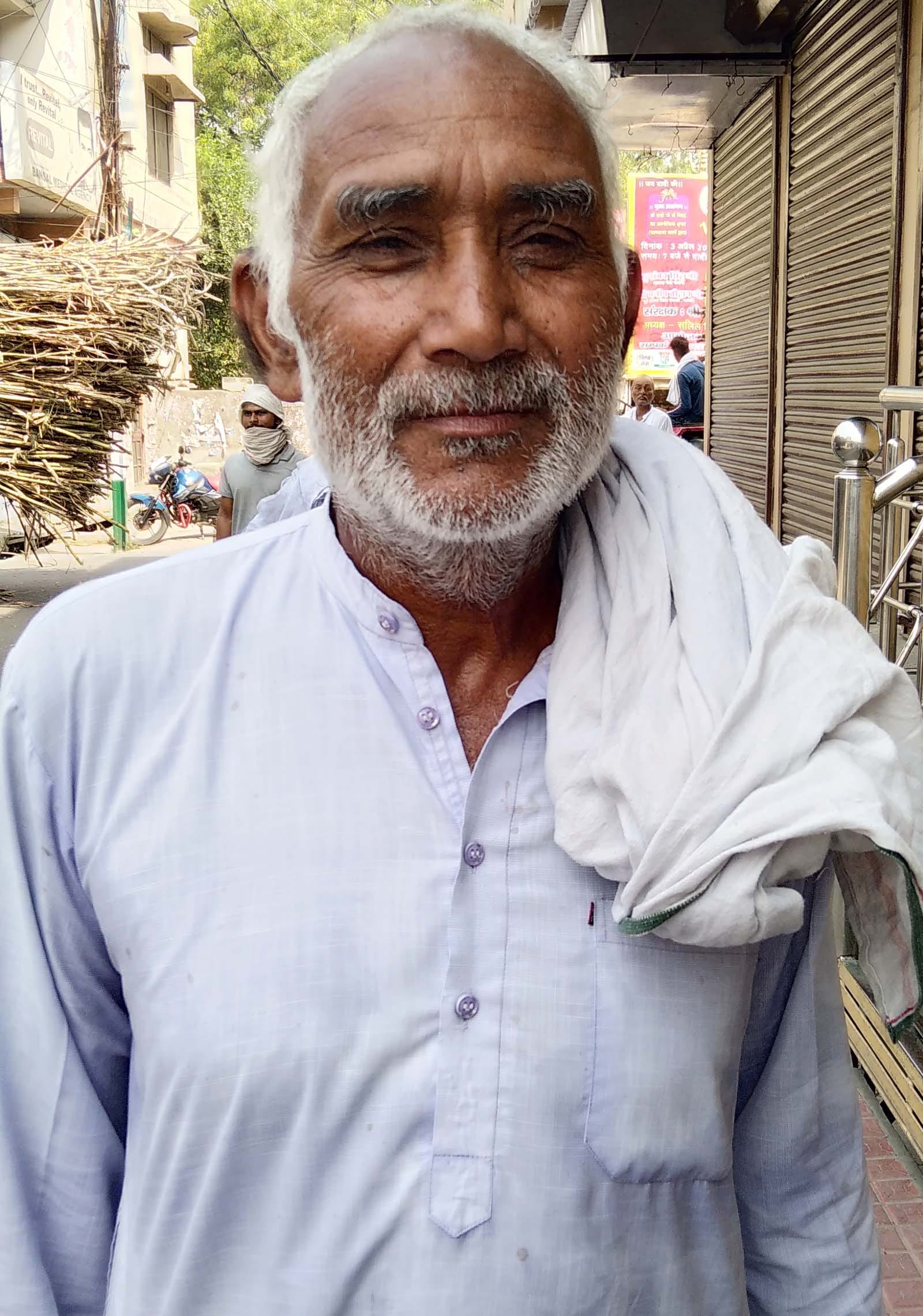 शामली गन्ने के पैमेंट से संबंधित किसानों की परिचर्चा फोटो। गांव ऐरटी निवासी त्रिलोकचंद। शामली गन्ने के पैमेंट से संबंधित किसानों की परिचर्चा फोटो। गांव ऐरटी निवासी त्रिलोकचंद।