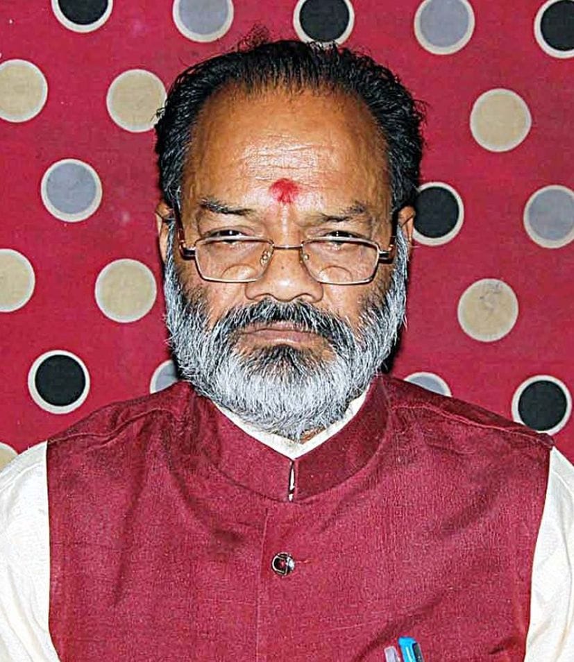 ज्ञान चंद्र वार्ष्णेय।