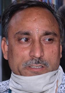 एसडी मार्केट का दुकानदार नरेश कुमार पोपली। एसडी मार्केट का दुकानदार नरेश कुमार पोपली।