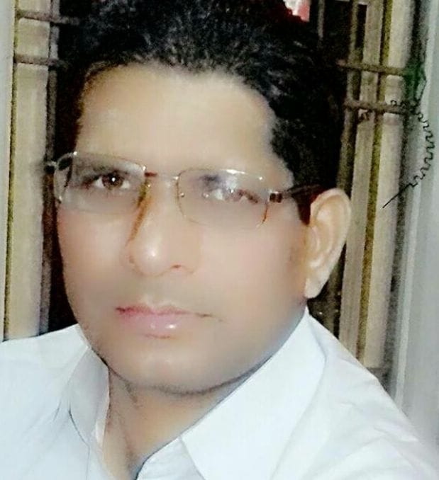 इंसास की गोली चलने से मरे हेड कांस्टेबल हीरालाल का फाइल फोटो। इंसास की गोली चलने से मरे हेड कांस्टेबल हीरालाल का फाइल फोटो।