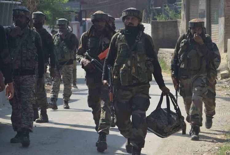 Shopian encounter: Two terrorists killed, two soldiers injured