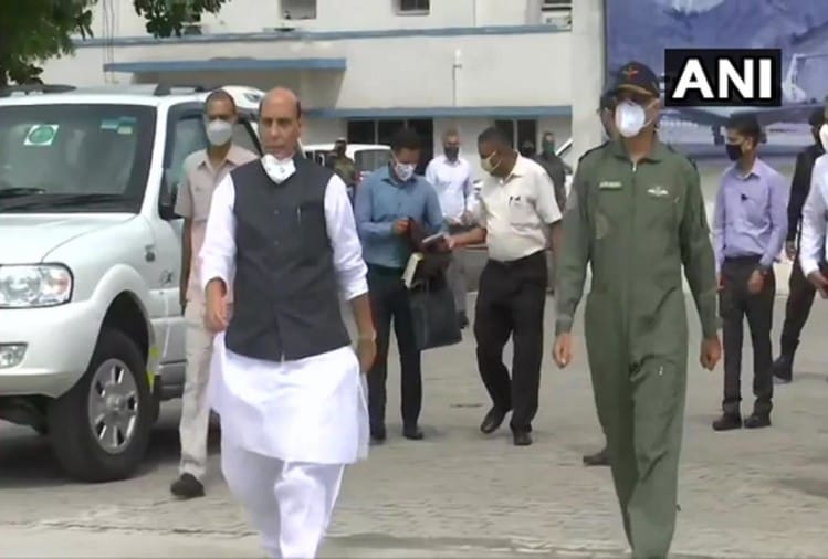 रक्षा मंत्री राजनाथ सिंह मॉस्को रवाना