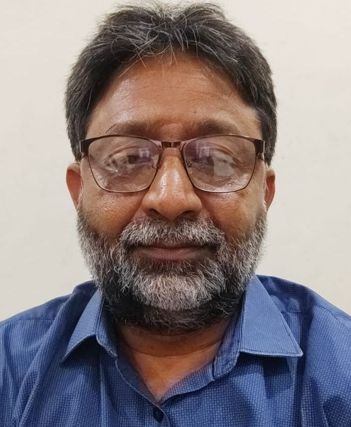 डाक्टर लोकेश चंद गुप्ता। डाक्टर लोकेश चंद गुप्ता।
