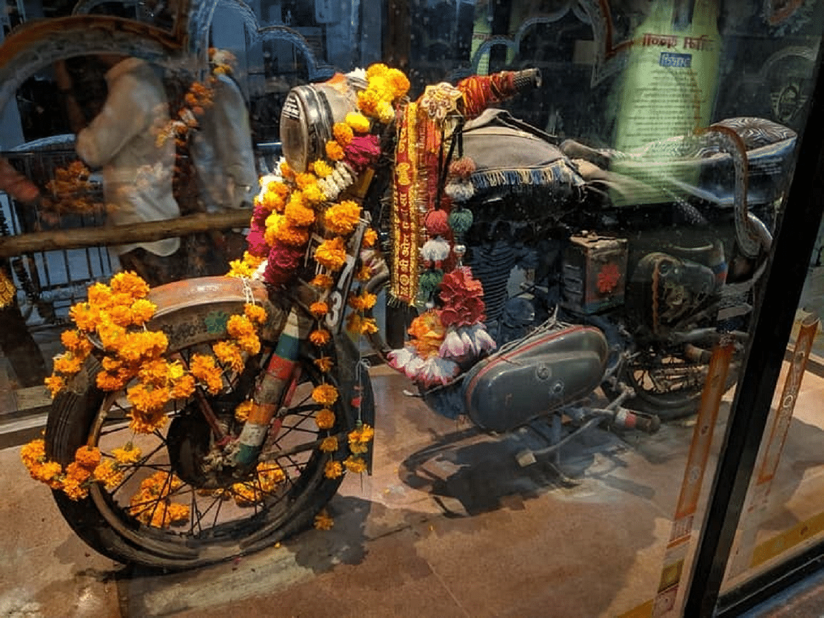 Story Of Om Banna Temple In Rajasthan Also Known As Bullet Baba Mandir Where People Worship Royal Enfield Bullet 350