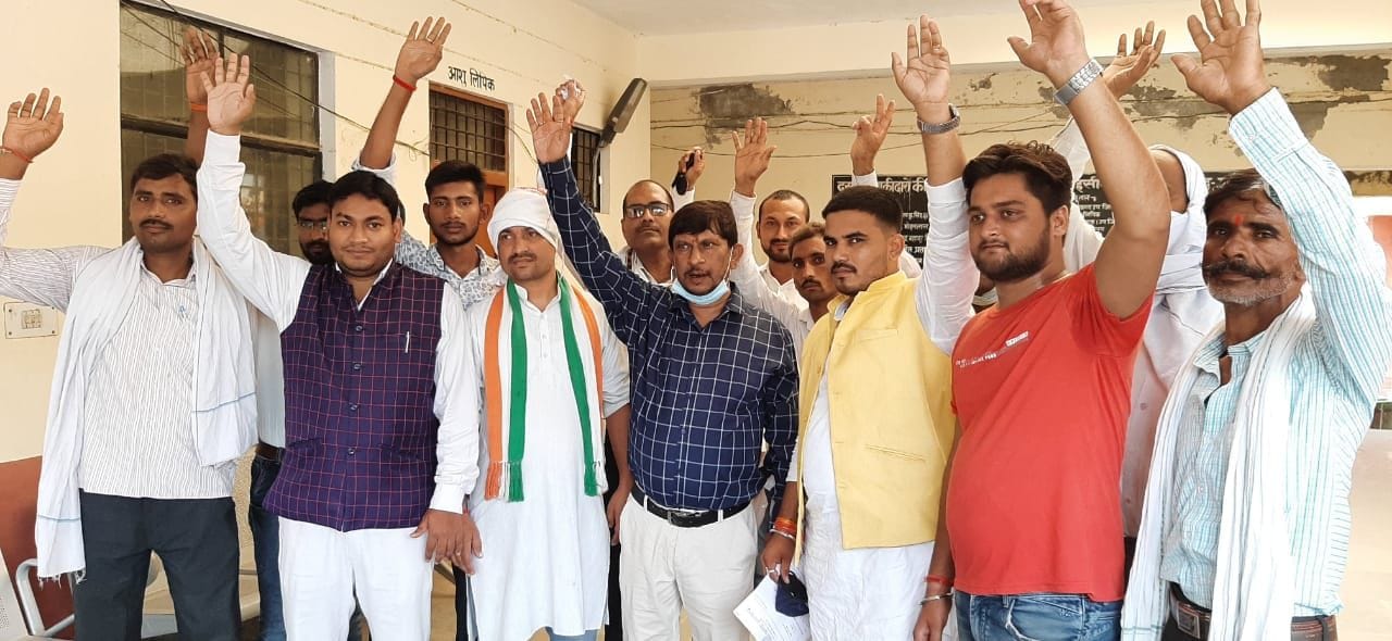 Congressmen agitated over hike in petrol and diesel prices Congressmen agitated over hike in petrol and diesel prices