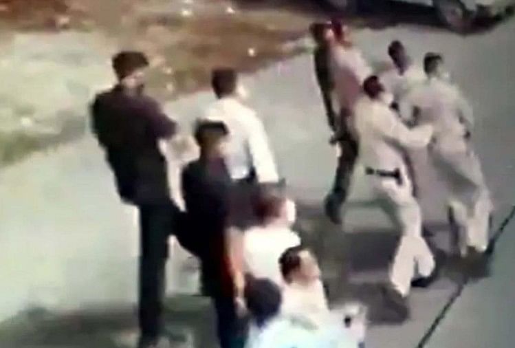 उज्जैन में विकास दुबे गिरफ्तार