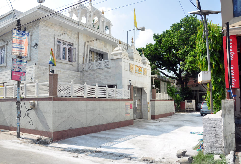 चन्द्र नगर जैन मन्दिर वाली गली में बना हॉटस्पॉट चन्द्र नगर जैन मन्दिर वाली गली में बना हॉटस्पॉट