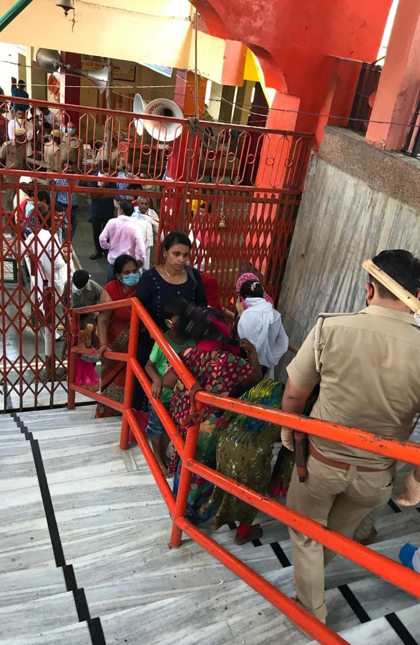Har-Har Mahadev echoed in pagoda