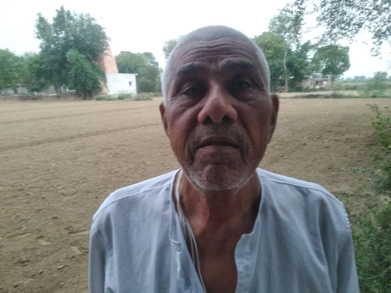 छोटेलाल, किसान। छोटेलाल, किसान।