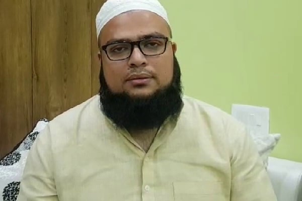 जमीयत दावतुल मुस्लिमीन के संरक्षक कारी इस्हाक गोरा जमीयत दावतुल मुस्लिमीन के संरक्षक कारी इस्हाक गोरा