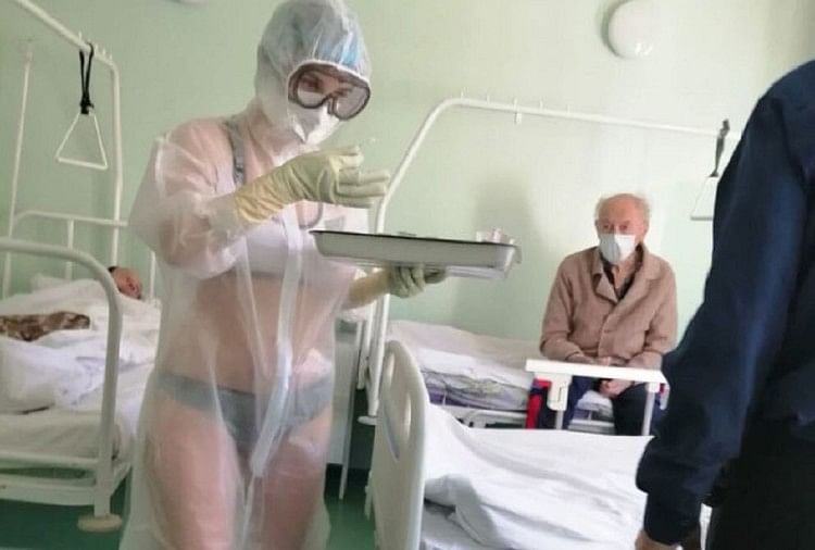 Russian Nurse Nadya Zhukova Who Wore Transparent Ppe Kit Get Many Offers From Other Companies - वायरल खबर: एक ट्रांसपैरेंट पीपीई किट ने बदल दी इस नर्स की जिंदगी, मिला बड़ा ऑफर -