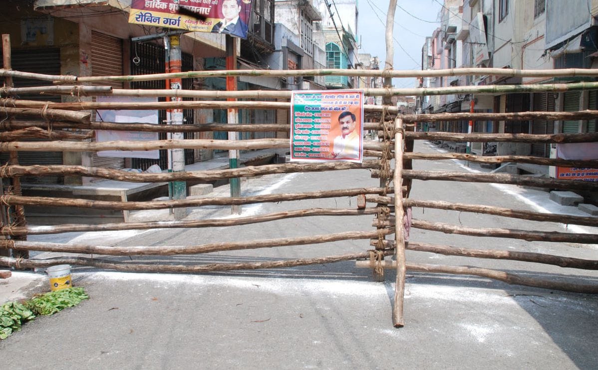 शामली बडा बाजार स्थित हॉटस्पॉट सैन्टर