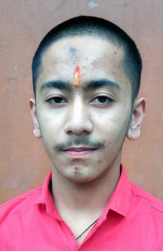 लक्षित बिष्ट। हाईस्कूल लक्षित बिष्ट। हाईस्कूल
