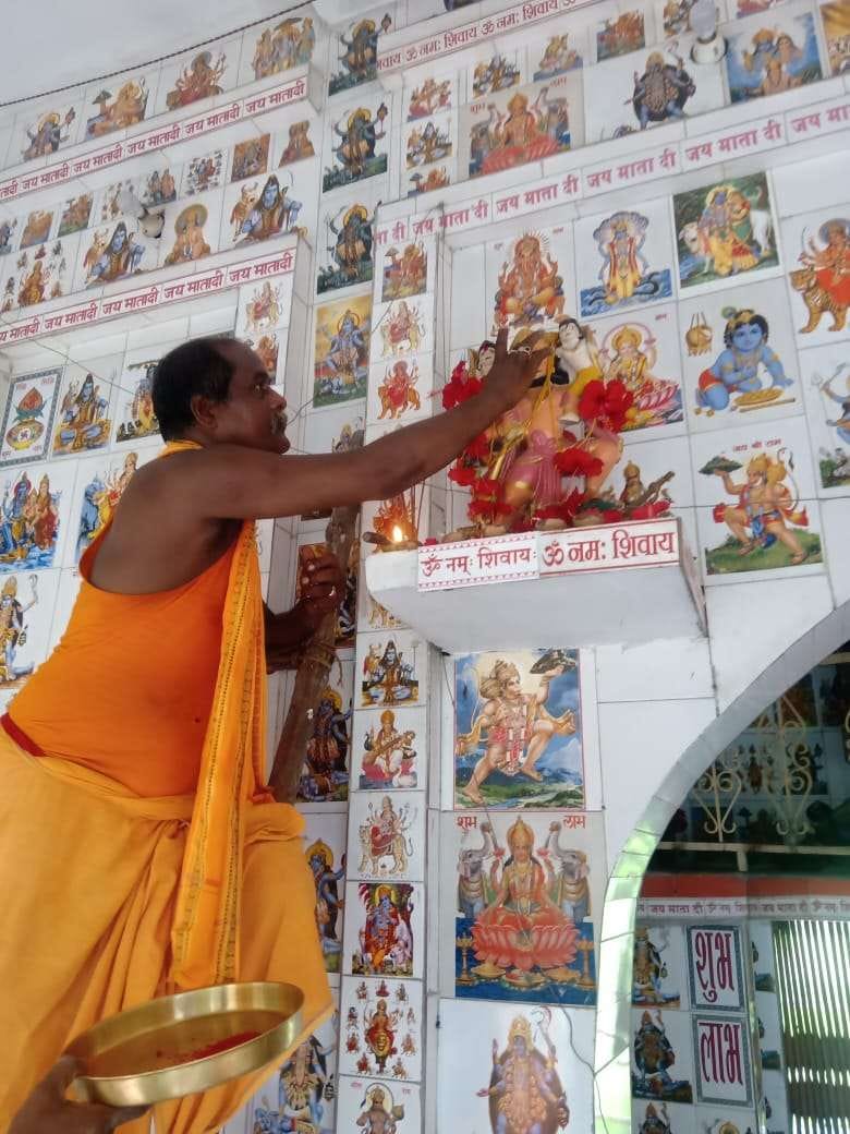 अयोध्या में मंदिर निर्माण के लिए भूमि पूजन के मौके फेफना क्षेत्र के पकड़ी धाम मंदिर में श्रीराम, ? अयोध्या में मंदिर निर्माण के लिए भूमि पूजन के मौके फेफना क्षेत्र के पकड़ी धाम मंदिर में श्रीराम, ?
