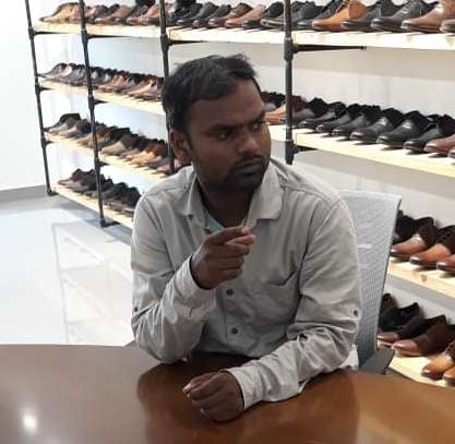 प्रवासी मजदूरों को कंपनी से आया बुलावा पर प्रतिक्रिया: नौशाद अंसारी।