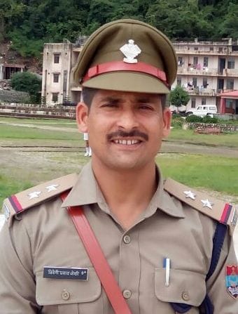 एसआई त्रिवेणी प्रसाद जोशी। एसआई त्रिवेणी प्रसाद जोशी।