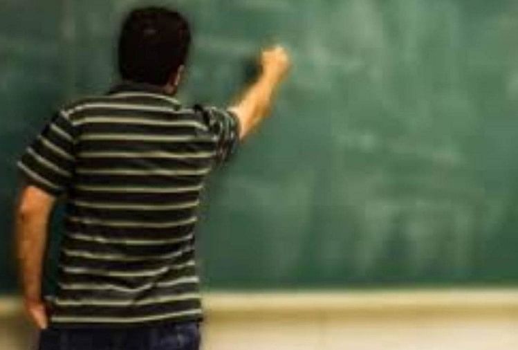 Petugas IAS Dan Hpas Akan Mengambil Kelas Siswa Di Sekolah Pemerintah Himachal