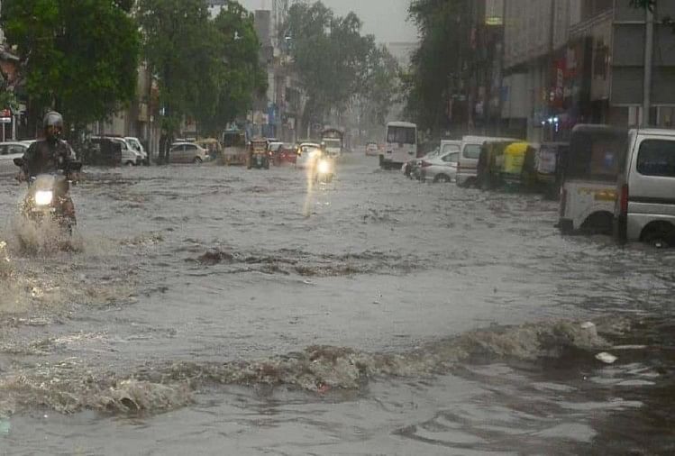 जयपुर में भारी बारिश