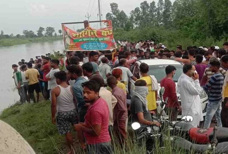 उन्नाव: नहर में नहाने गए दो दोस्त डूबे, एक का शव मिला, दूसरे की तलाश जारी नहर में नहाने गए दो दोस्त डूबे