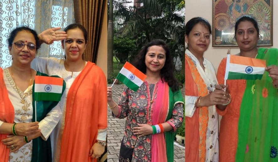 नजीबाबाद में स्वतंत्रता दिवस मनातीं लायनेस क्लब की पदाधिकारी। नजीबाबाद में स्वतंत्रता दिवस मनातीं लायनेस क्लब की पदाधिकारी।