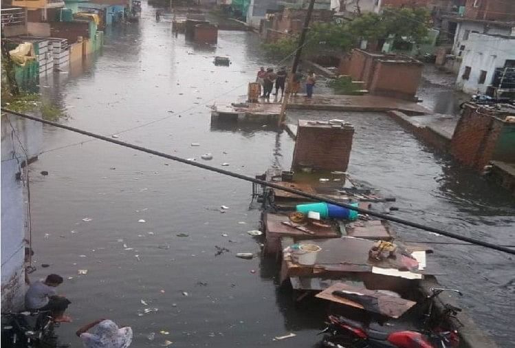 राजनगर में जलभराव
