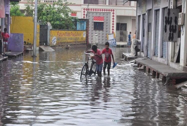 राम नगर में जलभराव