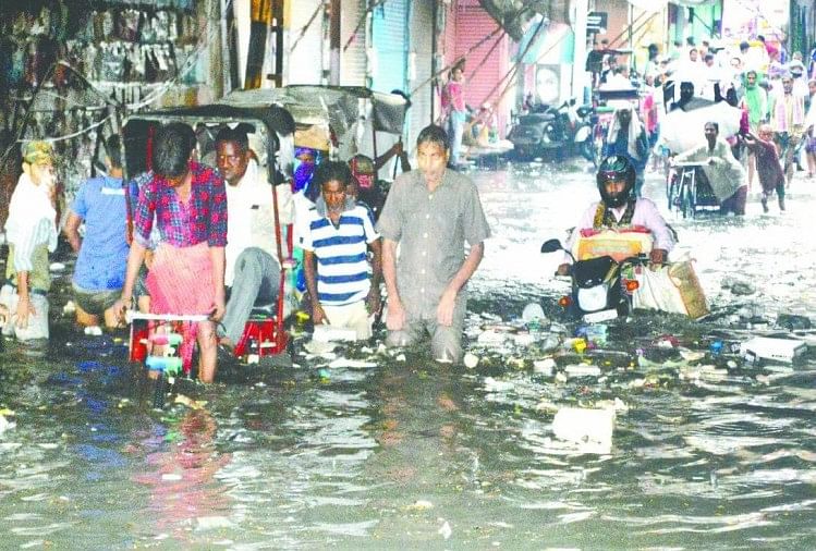बिजलीघर के पास जलभराव