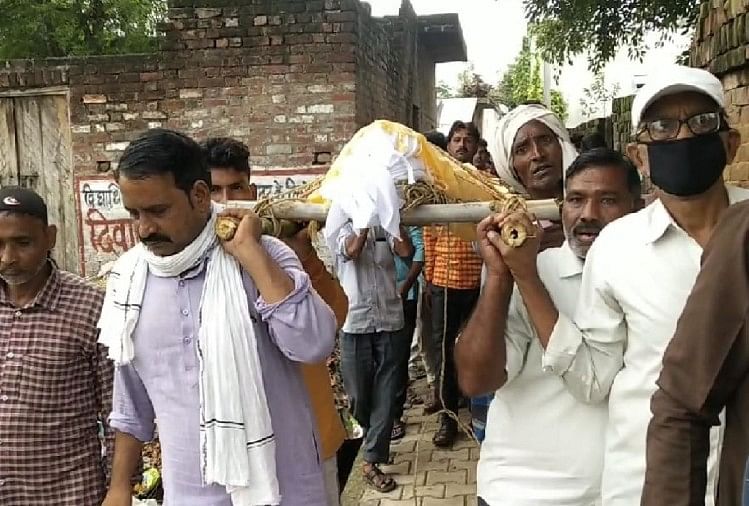 मुस्लिम समाज के लोगों ने कराया हरिओम का अंतिम संस्कार