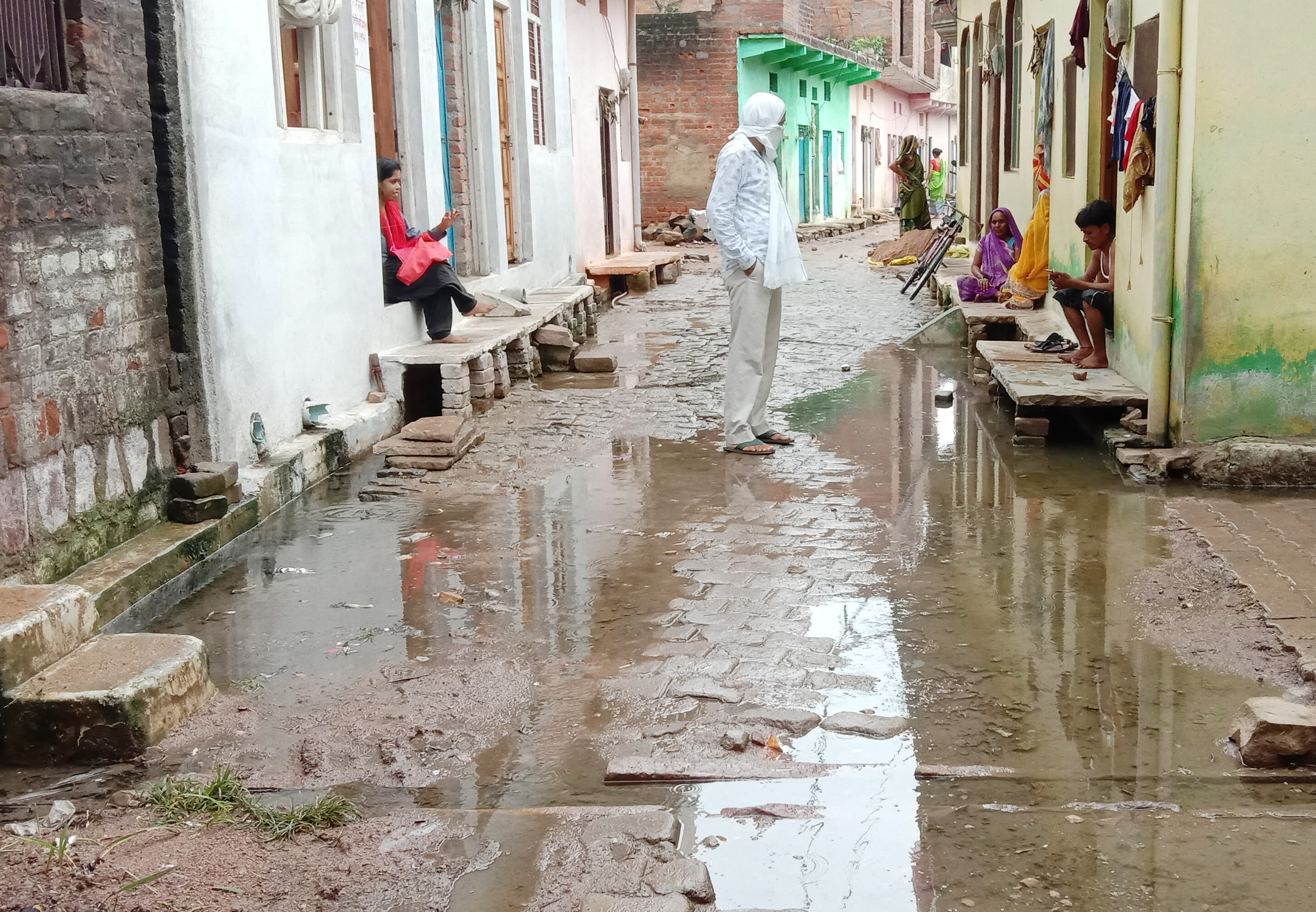 रावतयाना वार्ड गली में हुआ जलभराव