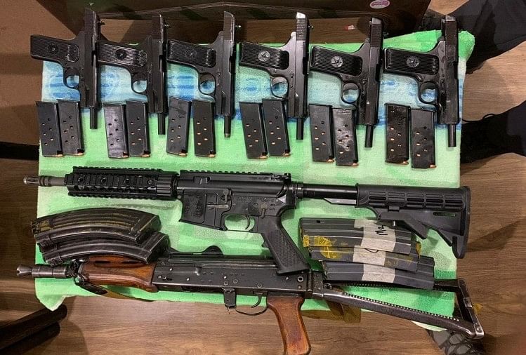Arms recovered from suspects
