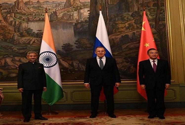 चीन ने की भारत-रूस रिश्तों में जहर घोलने की कोशिश