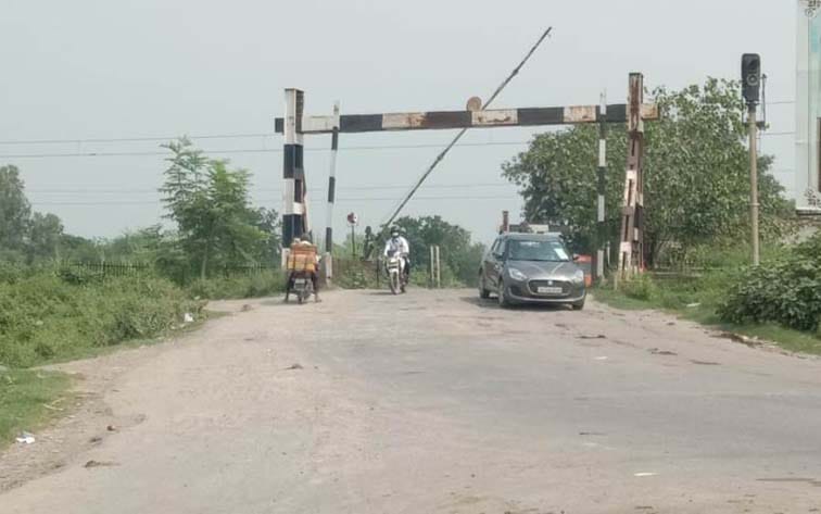Exercise for making ROB on Saraiya railway crossing started Exercise for making ROB on Saraiya railway crossing started