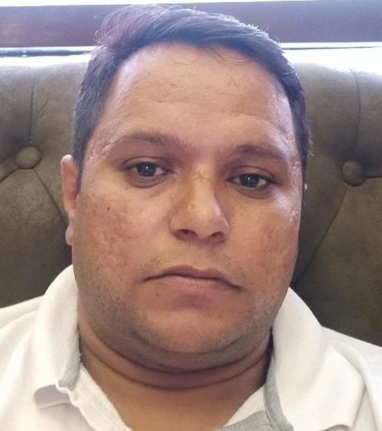 मनुज प्रकाश।