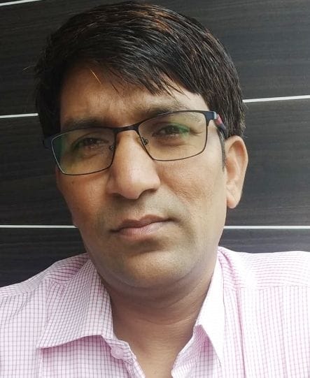 डॉ अमित धर्म सिंह, साहित्यकार एवं हिंदी प्रवक्ता। डॉ अमित धर्म सिंह, साहित्यकार एवं हिंदी प्रवक्ता।