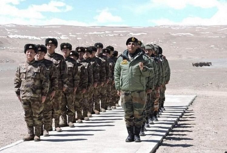 INDIAN ARMY : लद्दाख में फिर चीन की घुसपैठ, पैंगोंग झील के पास भारतीय जवानों ने दबोचा चीनी सैनिक