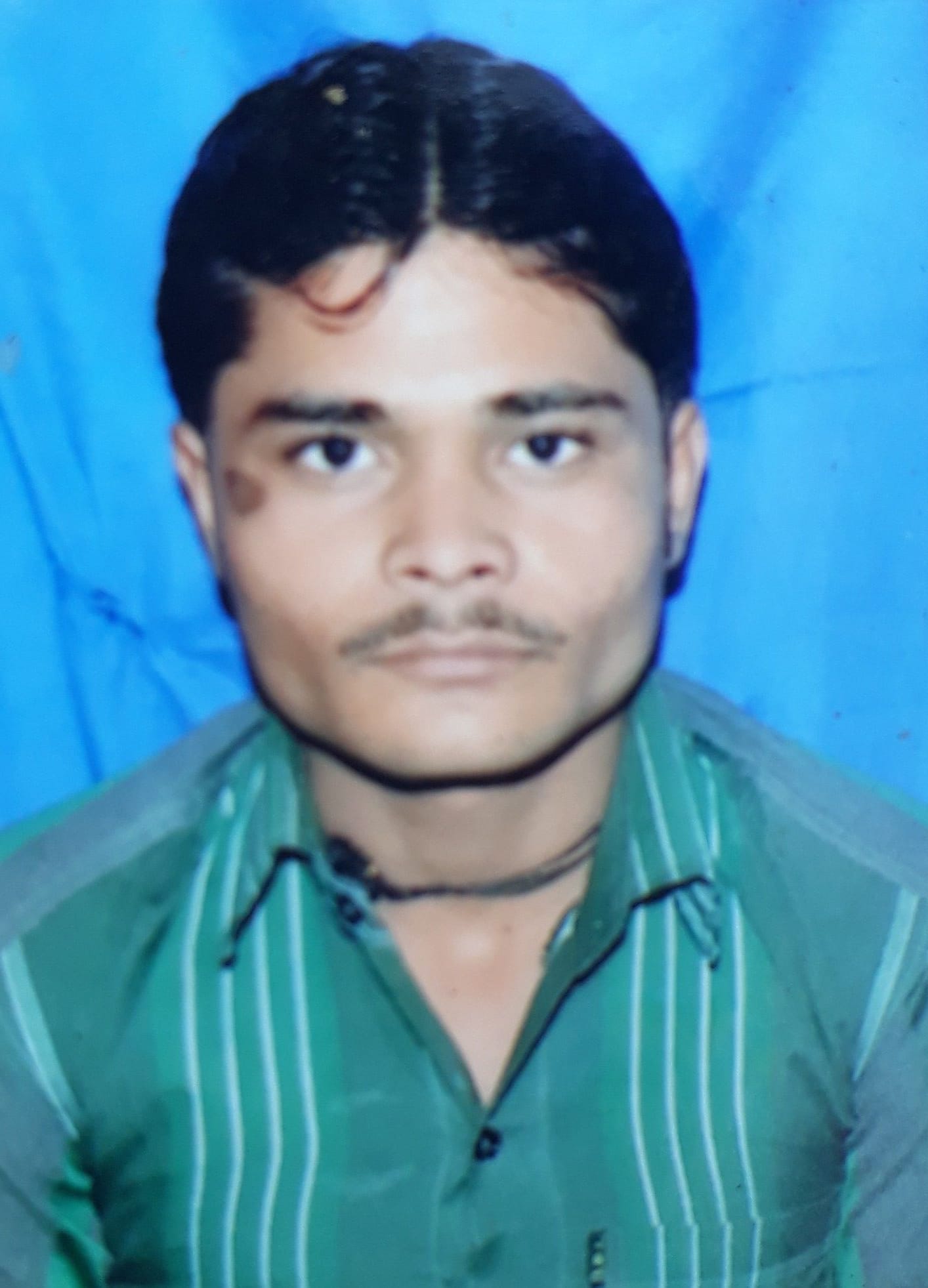 काशीराम कॉलोनी में आत्महत्या करने वाले युवक का फाइल फोटो। काशीराम कॉलोनी में आत्महत्या करने वाले युवक का फाइल फोटो।