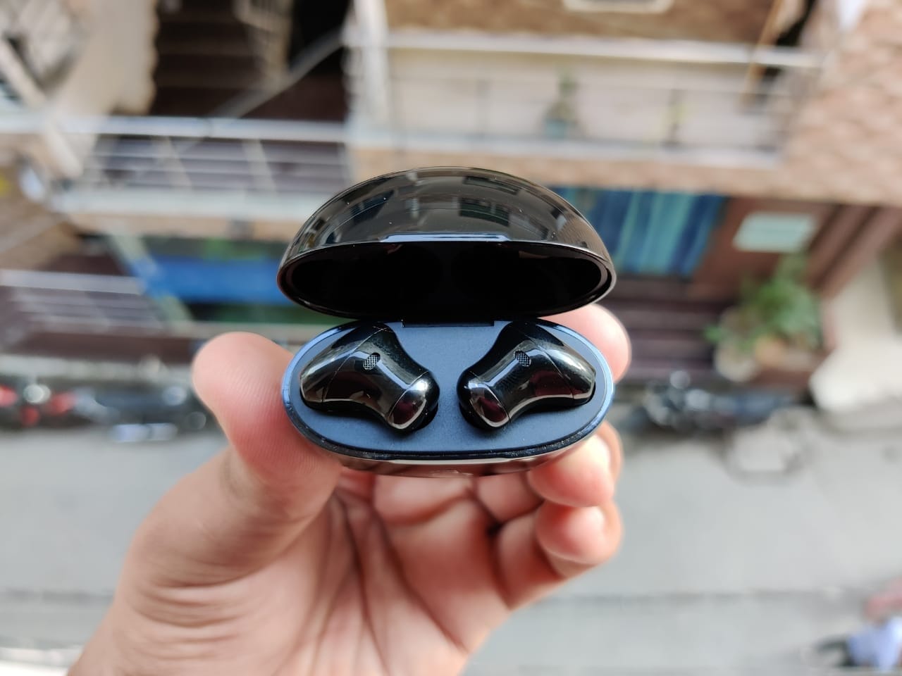 Vivo TWS Neo Review: क्या खरीदने लायक है वीवो का पहला ईयरबड्स?