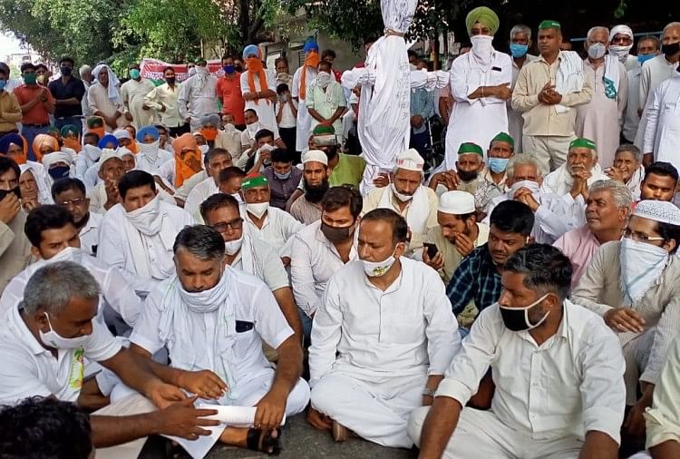 Bharat Band In Uttarakhand : Tikait Activists Jam Highway Om Roorkee, Photos - Kisan Curfew: रुड़की में टिकैत के कार्यकर्ताओं ने हाईवे पर किया प्रदर्शन, लग गया लंबा जाम, तस्वीरें ...
