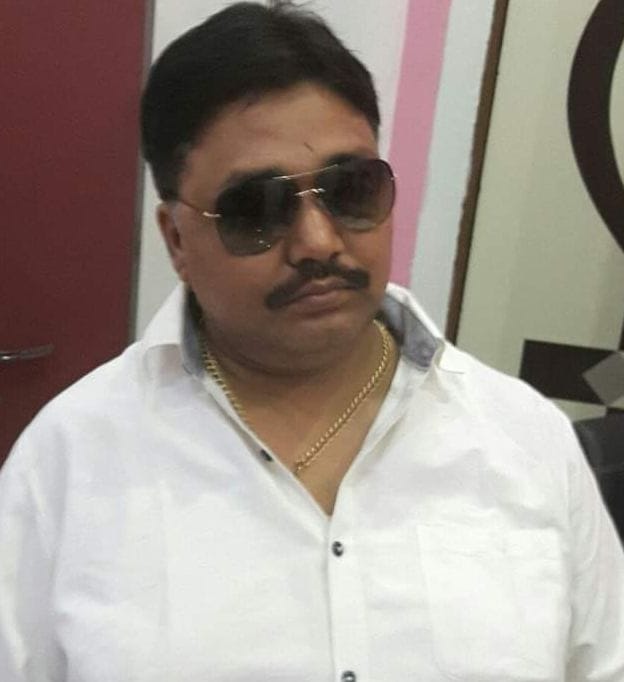 राजू सोनार। राजू सोनार।