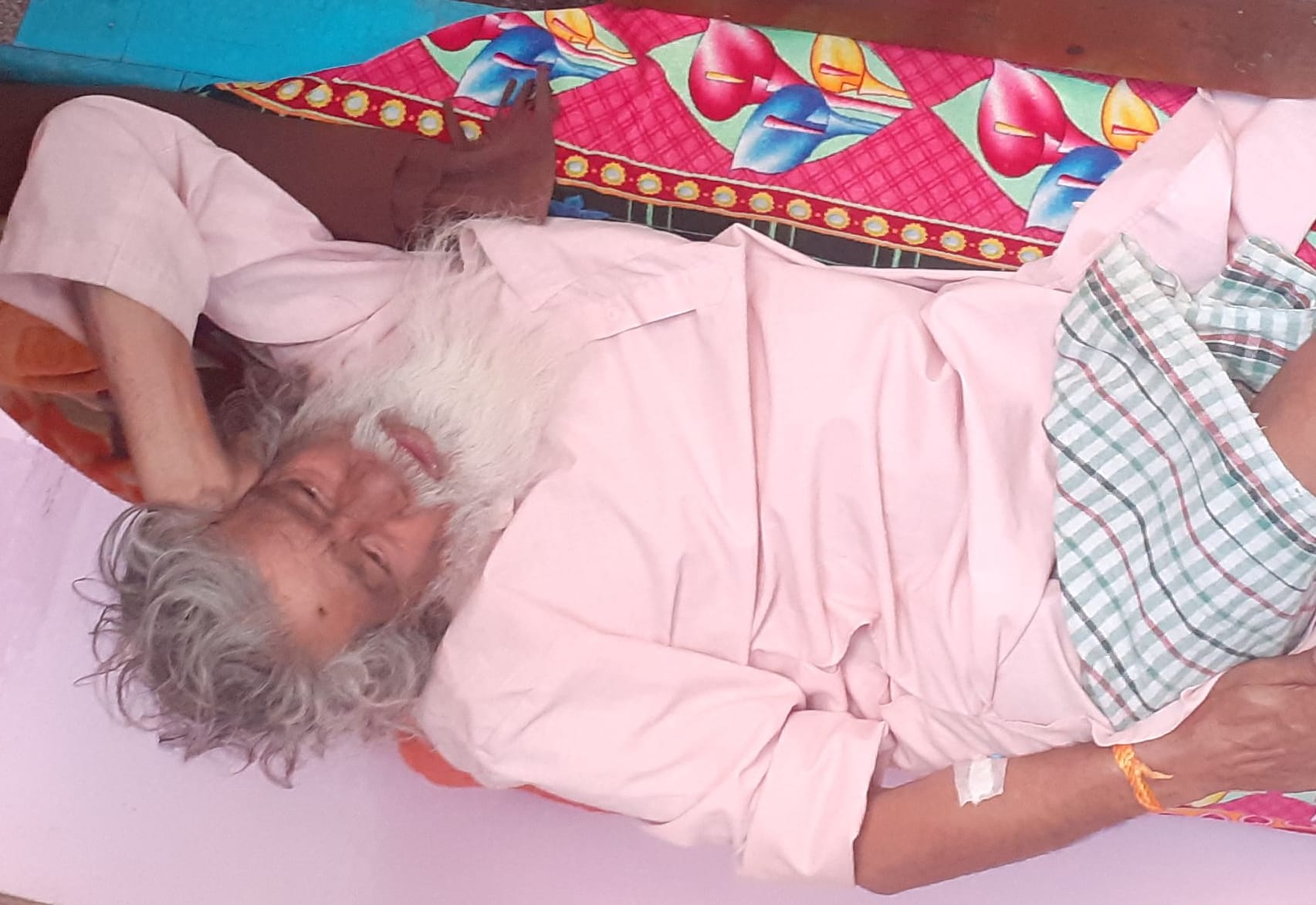 मंदिर के साधु जिसके साथ घटना हुई। मंदिर के साधु जिसके साथ घटना हुई।