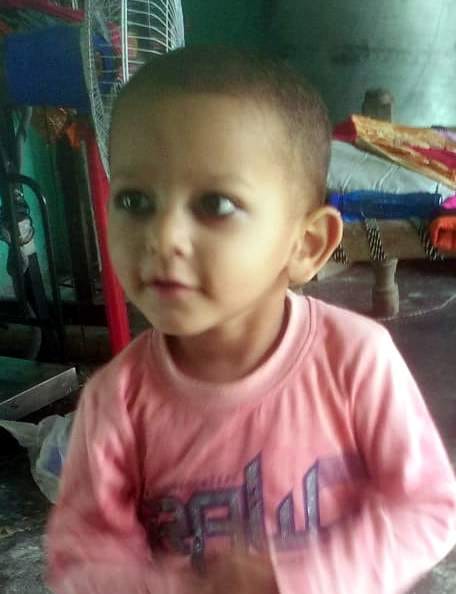 मिलक (रामपुर) में रोडवेज और ट्रॉली की टक्कर में जान गंवाने वाले बलरामपुर के मासूम आसिर का फाइल फोट? मिलक (रामपुर) में रोडवेज और ट्रॉली की टक्कर में जान गंवाने वाले बलरामपुर के मासूम आसिर का फाइल फोट?