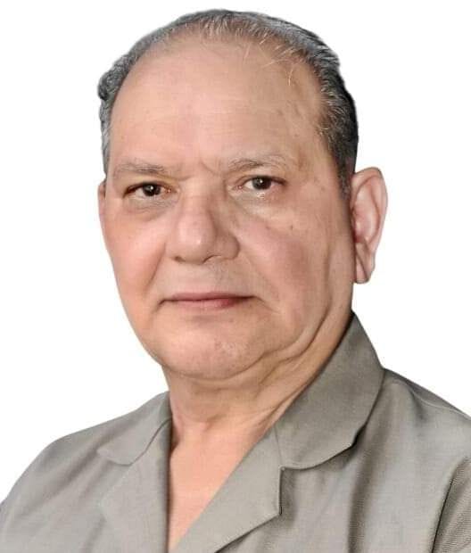   नारायण सिंह रावत, व्यापारी।