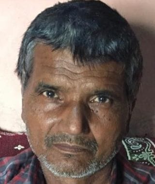 जलालाबाद में जानकारी देते आलू उत्पादक किसान राकेश सैनी जलालाबाद में जानकारी देते आलू उत्पादक किसान राकेश सैनी