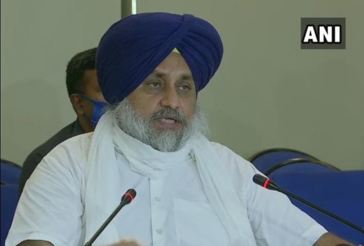 किसान आंदोलन को विफल करना चाहते हैं असामाजिक तत्व : सुखबीर बादल