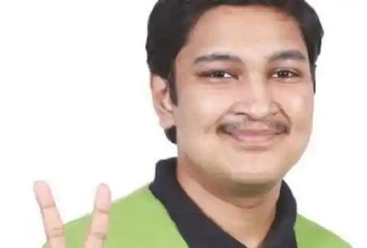 नीट परीक्षा में टॉप करने वाले शोएब की कहानी, जो बचपन से ही बनना चाहते थे डॉक्टर नीट टॉपर शोएब आफताब