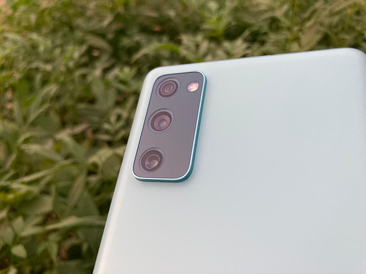 Samsung Galaxy S20 FE Review